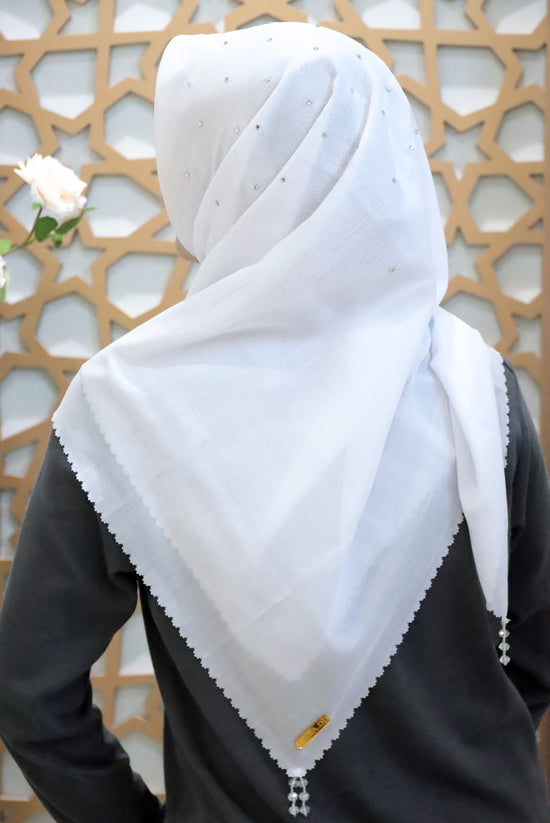 Elegant Scarf - White